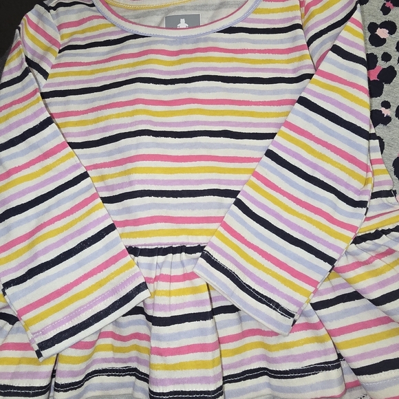 Nwt 2 gap tops bodysuit girls 6-12m new - Picture 3 of 3